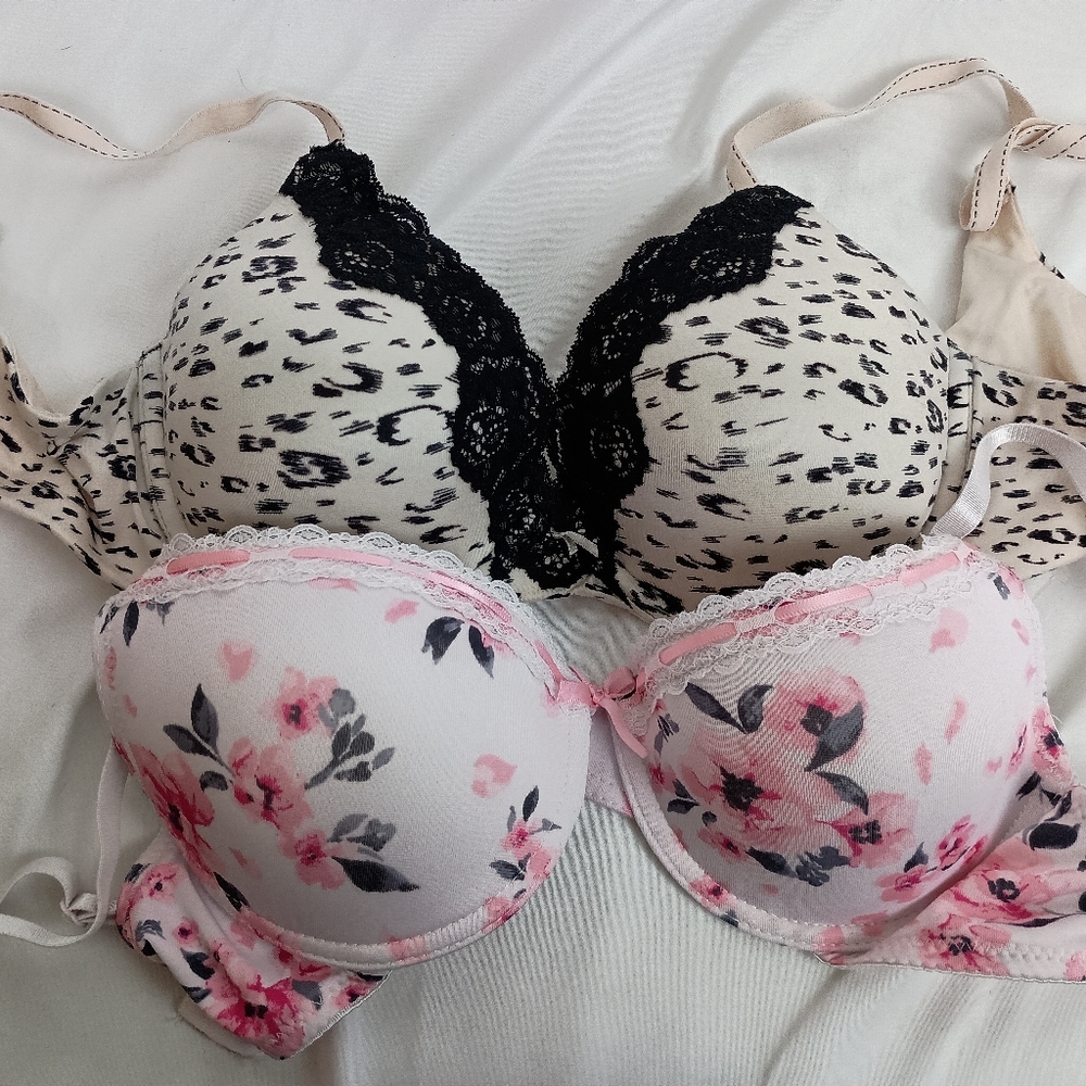 Maidenform Feminine Full Coverage Just B Pink and Black Lace Bras Intimates‎